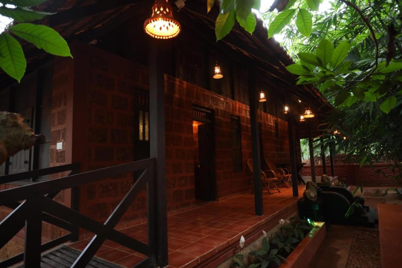 Greens Tree House & Wood House سلطان بتيري المظهر الخارجي الصورة