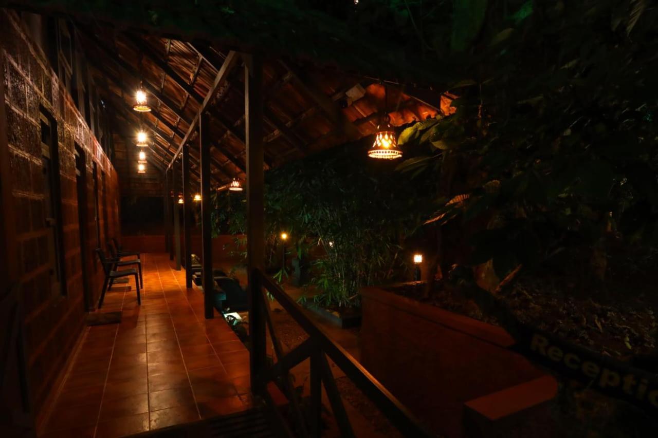 Greens Tree House & Wood House سلطان بتيري المظهر الخارجي الصورة